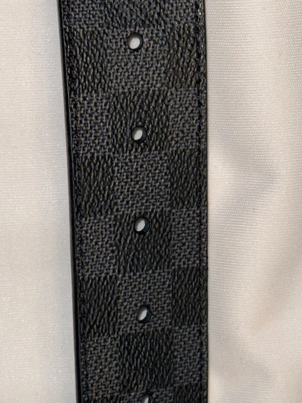 Louis Vuitton Black Damier Graphite Belt with Black LV Buckle.Size 100/40